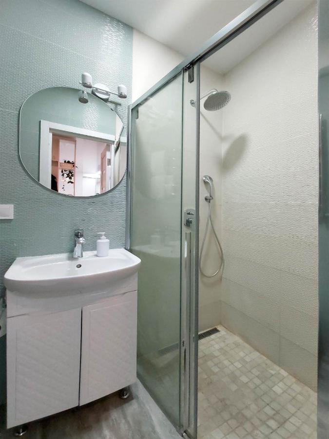 3-Room Apartments Avalon Lviv Exterior photo